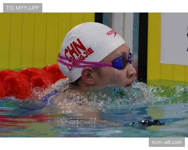 U系列比赛厦门站潘思淇400米自由泳4分30秒02达一级